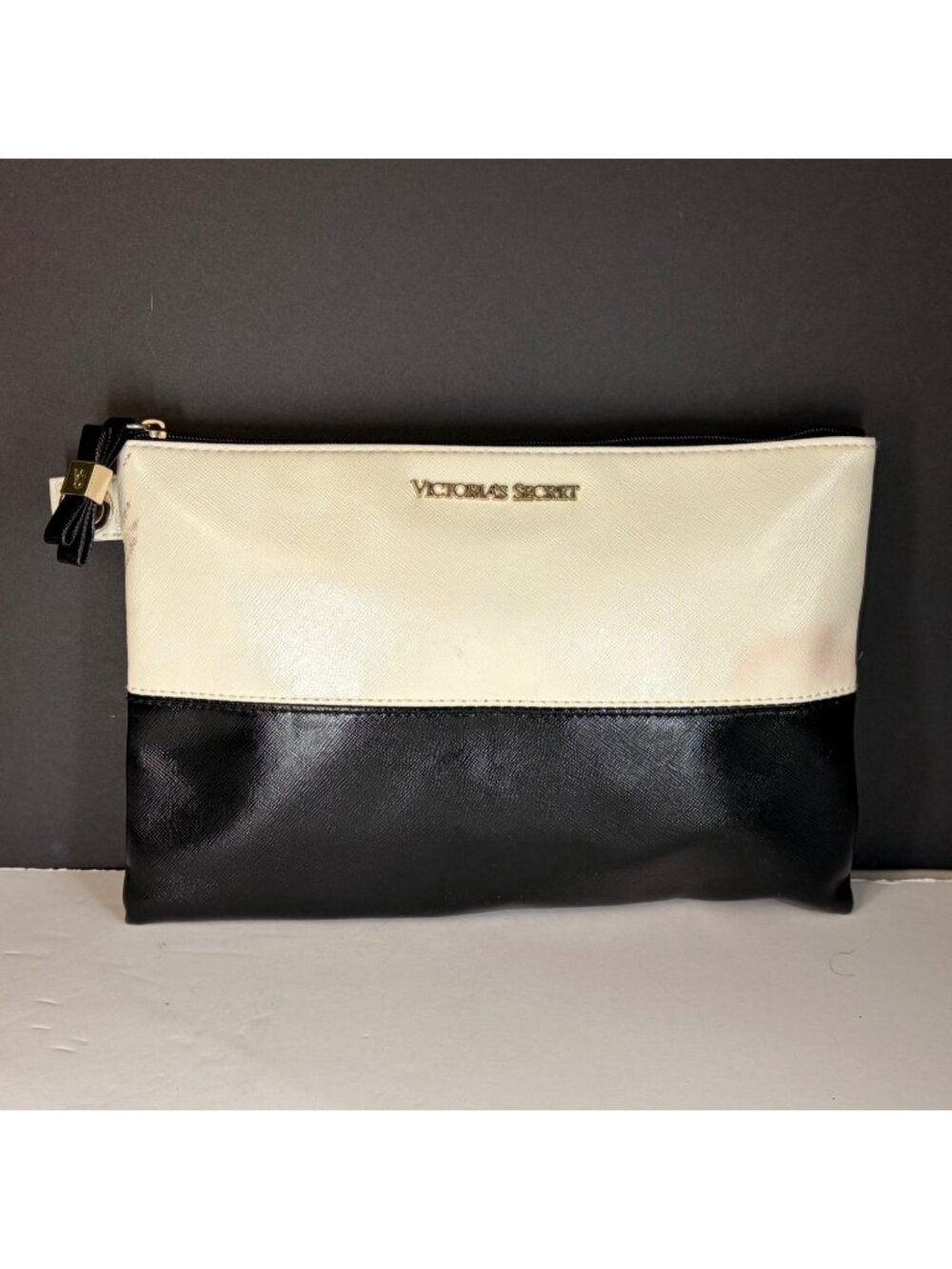 Victoria's Secret Makeup Bag Clutch Black & White Bow Tassel Zipper Faux Leather